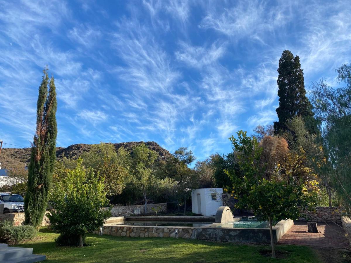 The Olive House, برنس ألبرت المظهر الخارجي الصورة