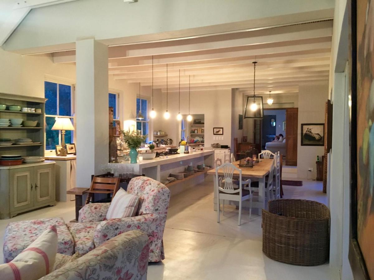 The Olive House, برنس ألبرت المظهر الخارجي الصورة